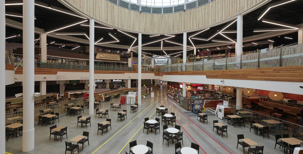 Oasis Dining Quarter (2)