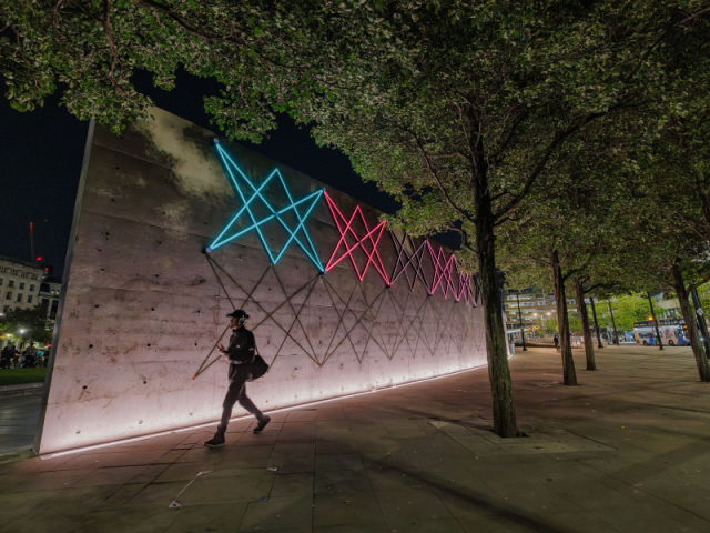 Piccadilly Gardens Weave Light Art Installation