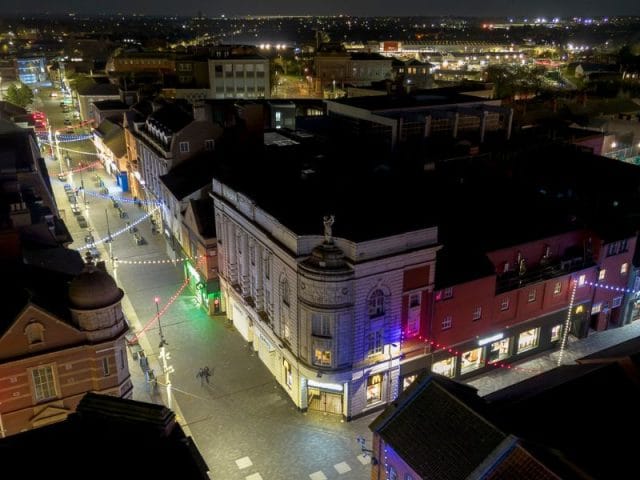 Grimsby catenary lighting