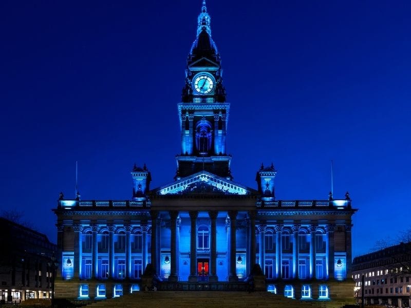 bolton town hall façade lighting (8)