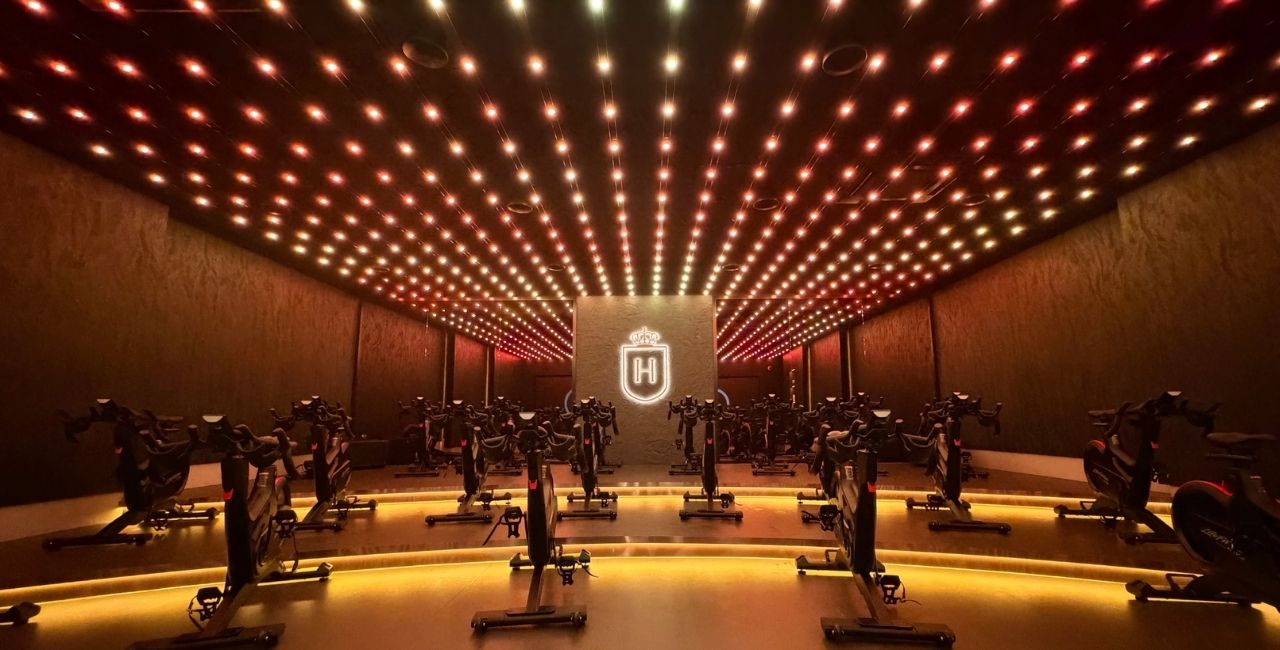 Hale Cycle Studio dynamic lighting